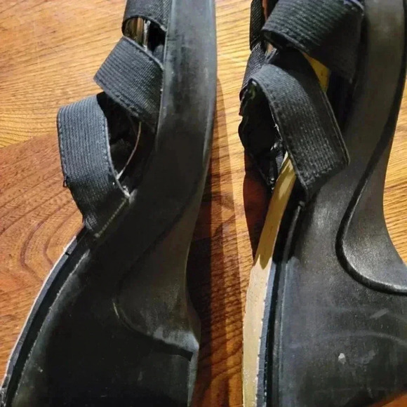 Dexter Black  Strappy Slip In Wedge Heel Shoe size 6 - Picture 6 of 9